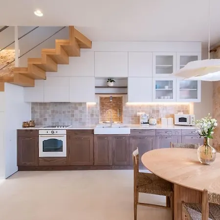 Once Upon A חאניה