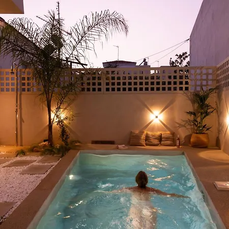 Once Upon A וילה