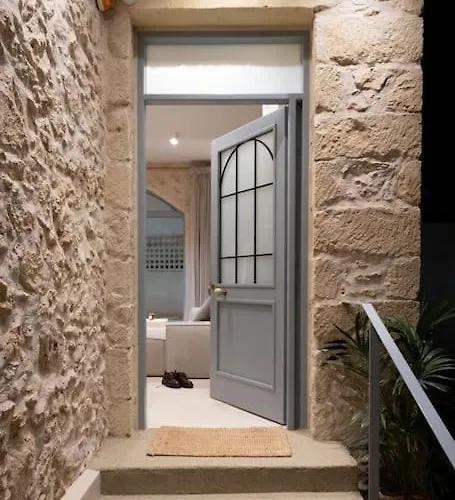 Once Upon A 하니아